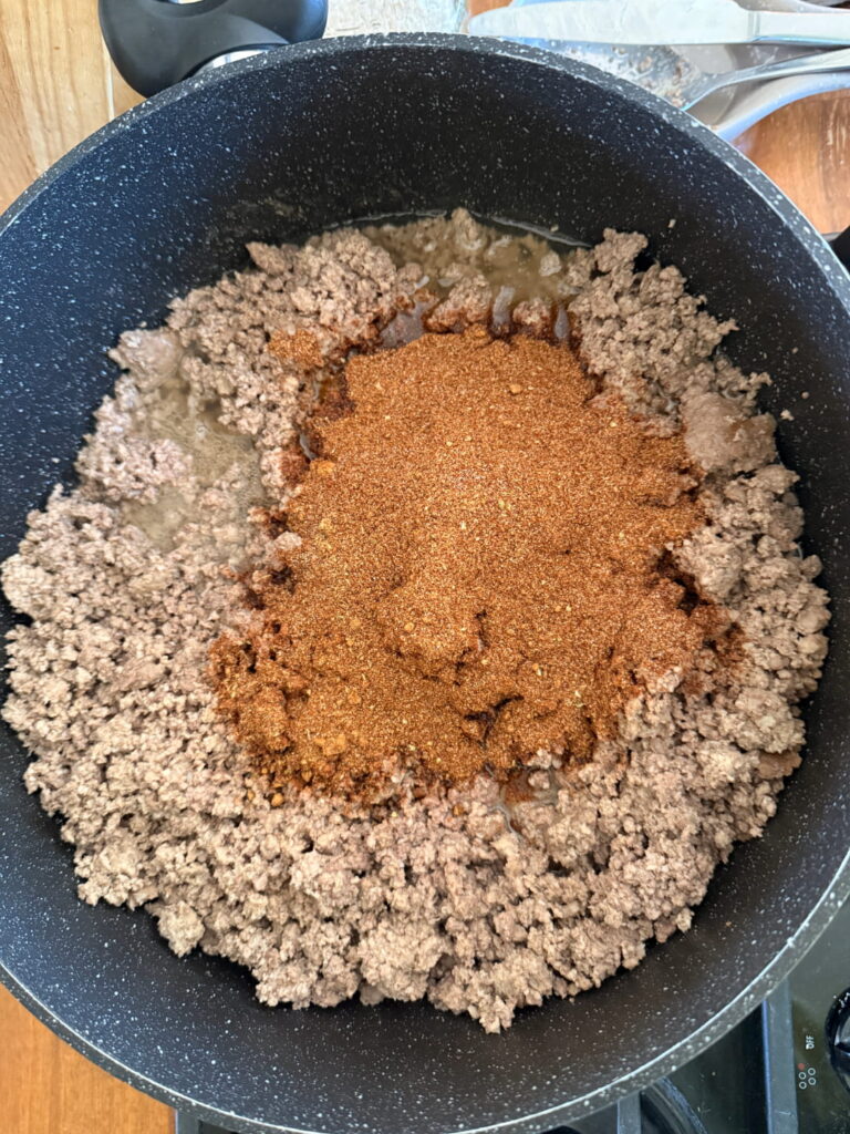 seasoning to browned beef