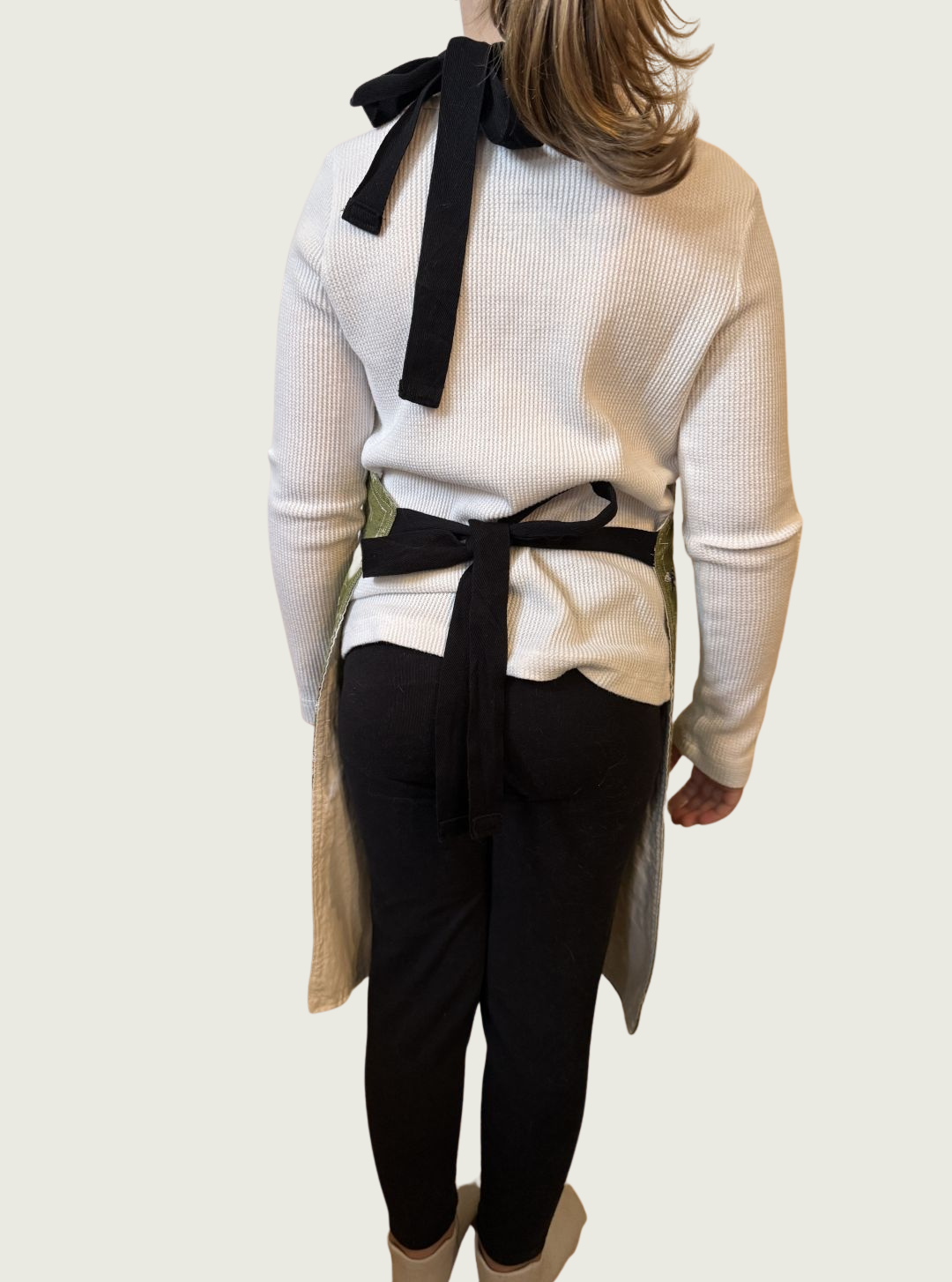 Children's Bee-Patterned Tie-Back Apron - Image 7
